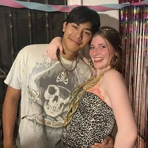 Meet your Posher, Ava